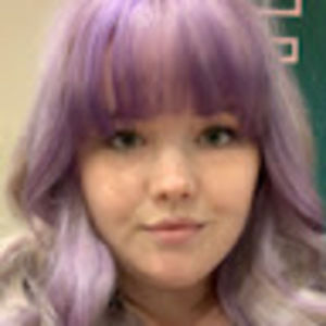 Meet your Posher, Claire